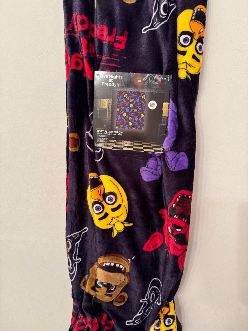 Five Nights at Freddy's Throw Blanket